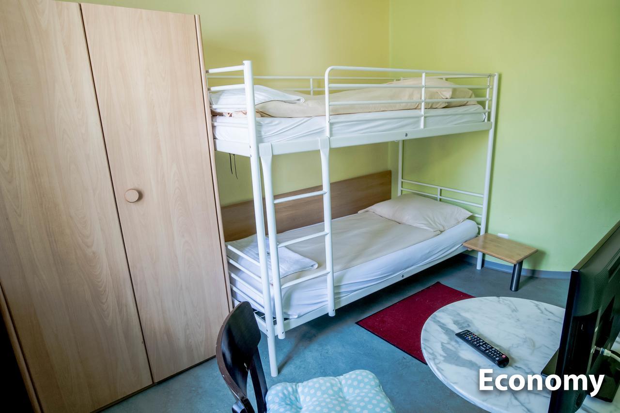Hotel & Backpackers Zak שאפהאוזן מראה חיצוני תמונה