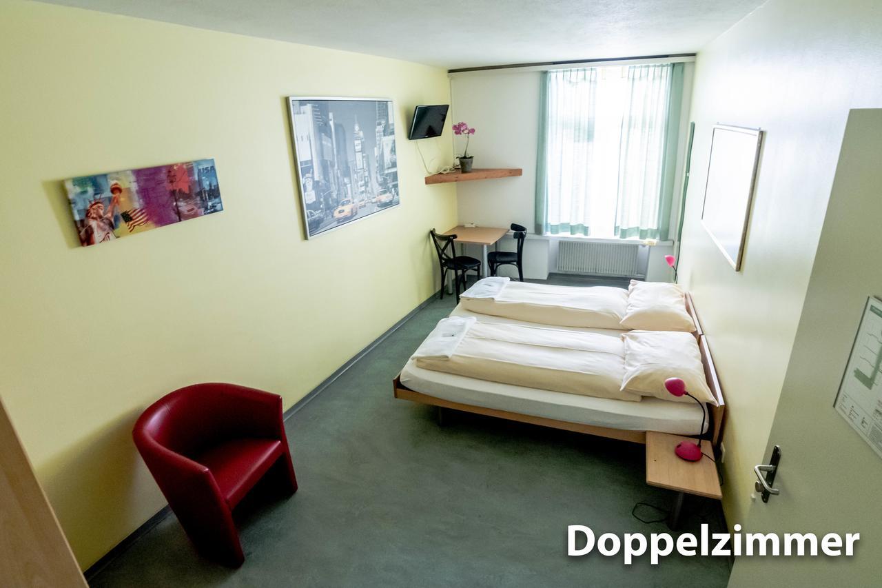 Hotel & Backpackers Zak שאפהאוזן מראה חיצוני תמונה