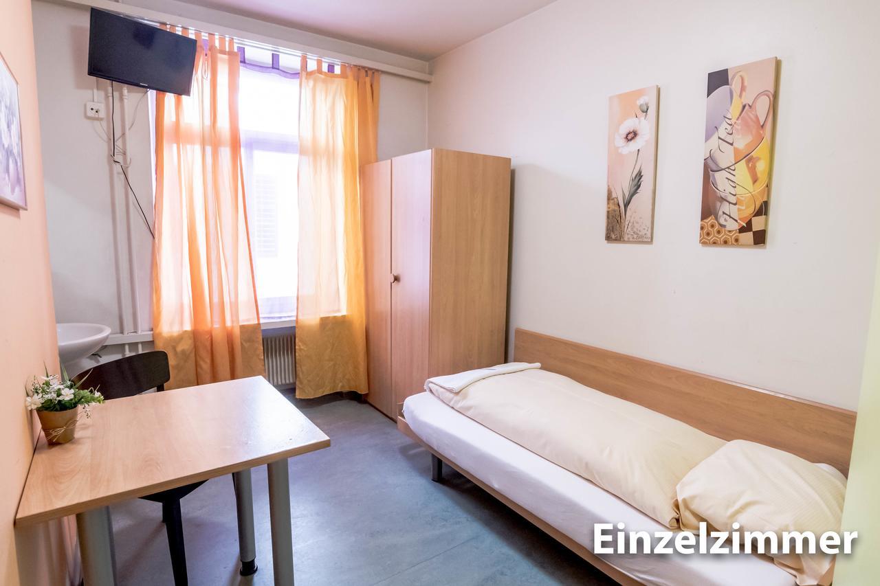 Hotel & Backpackers Zak שאפהאוזן מראה חיצוני תמונה