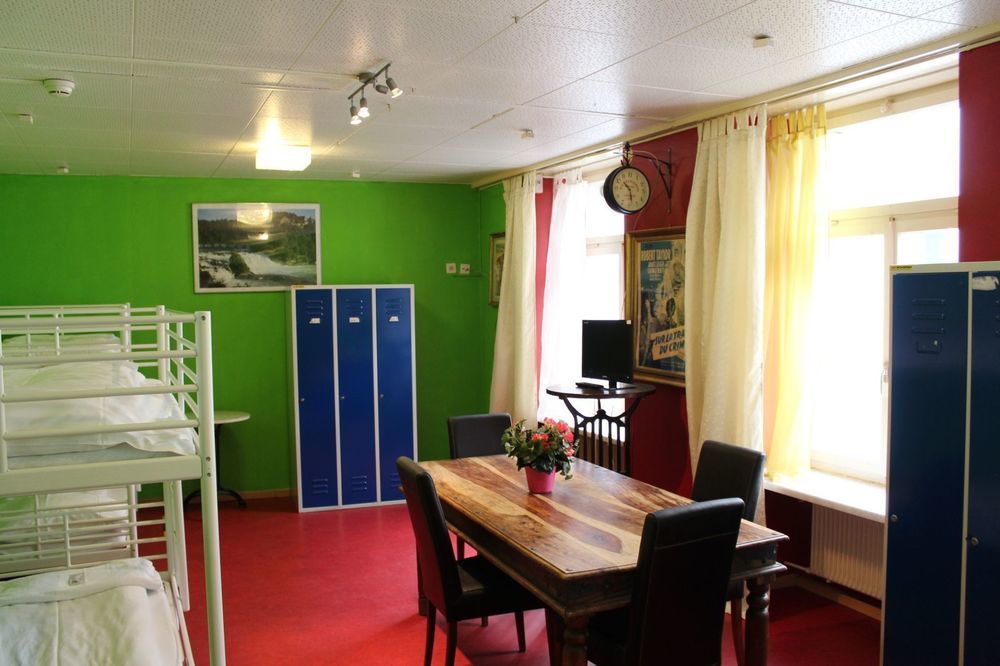 Hotel & Backpackers Zak שאפהאוזן מראה חיצוני תמונה